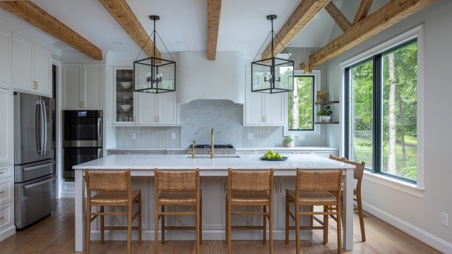 EXITREALTYEDGE's tweet photo. Kitchen of the Week: Open Plan and a Clean Look for a Family of 8 https://t.co/Z9g8xzO7ik https://t.co/XB9oEfSGgQ