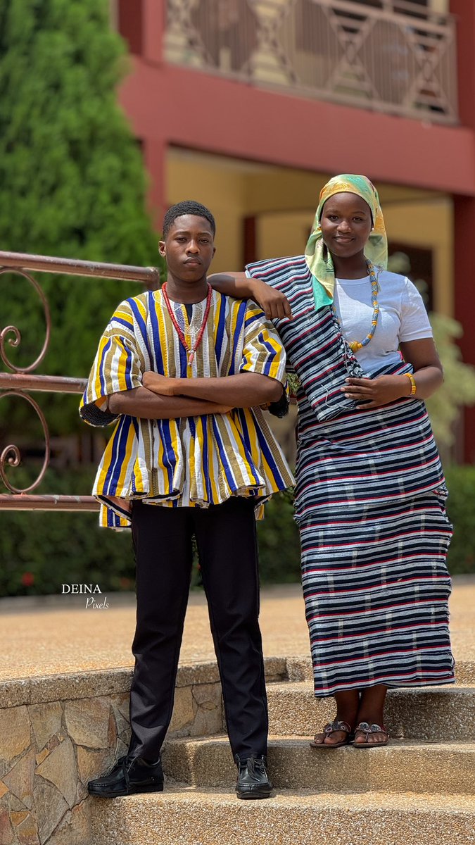 DeinaDaily tweet media