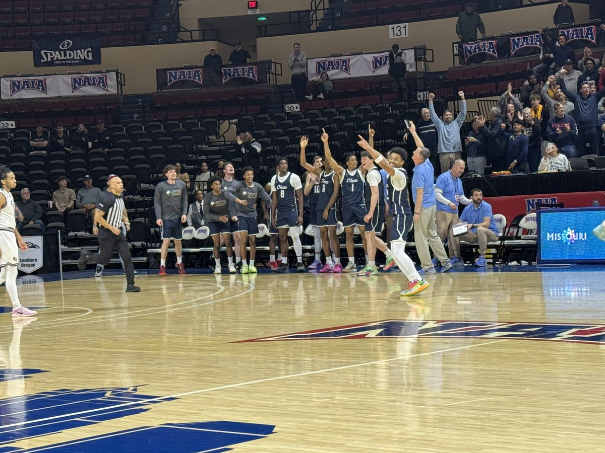 🚨OKWU is headed to the National Championship Game

<a href="/OKWUeagles/">OKWU Eagles Athletics</a> 84
FHU 78

OKWU, sparked by Dylan Phillip, went on a 2H run. FDJ Talton Jr. made the big plays down the stretch to fend off the Defending National Champs! 

Talton Jr. 23pts, 3reb, 5assts, 3stls
Phillip 24pts, 4reb