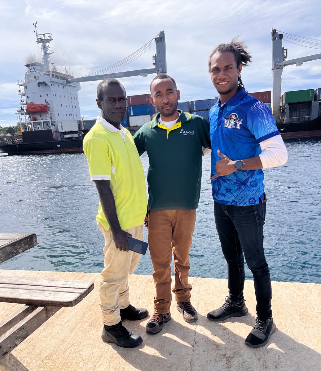 kallenr94's tweet image. I am pleased to support the #CSOs &amp;amp; community leaders workshop in the #AROB on social accountability and community leadership under @UNDPinPNG&apos;s Transparency and Accountability in #PNG project funded by @EUinPNG.

Strengthening #CSOs is key to ensure community ownership.