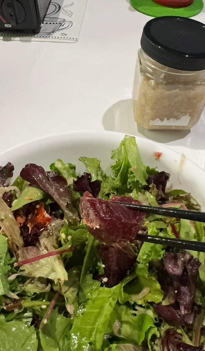 FishmanJim86932's tweet photo. #dinner #homemake 
#dinner #homemake 

Salad + black truffle cheese + American kimchi, so delicious drooling https://t.co/YUqkKMqht3