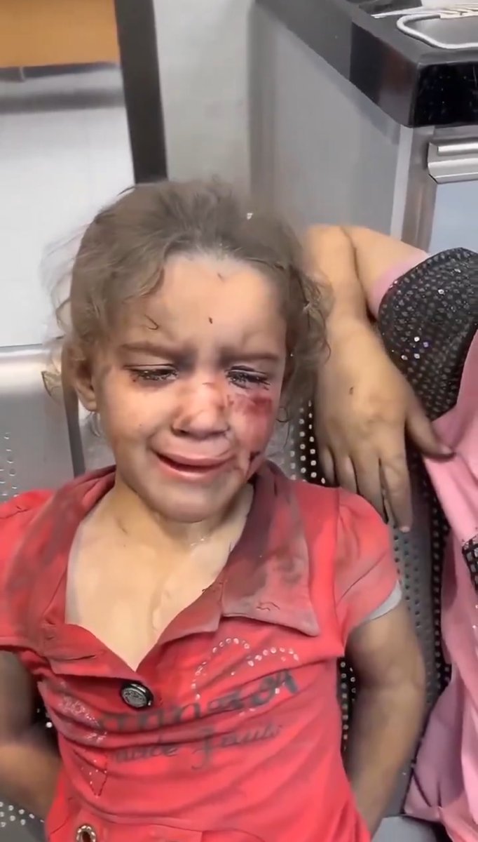 abdulaziz2002's tweet photo. دماء وأرواح أطفال #غزة
في رقبة كل المتخاذلين 
والمتآمرين والمتصهينين .
وحسبنا الله ونعم الوكيل .
#فلسطين #رفح #جباليا 
#جنين #خان_يونس #طولكرم https://t.co/TT5jjoI6NU