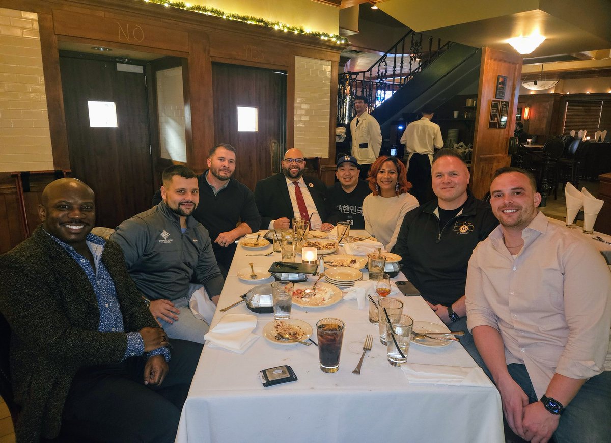 <a href="/mossteaksmke/">Mos A Place forSteak</a> Breaking Bread, thanks Jamie for the hospitality. #visitmke 

<a href="/Blake_Berlin11/">Blake Berlin</a> <a href="/natevomhof/">Nate Vomhof</a> <a href="/JRBiggart2/">J. Biggart</a> <a href="/seanrlowe/">Sean Lowe</a>