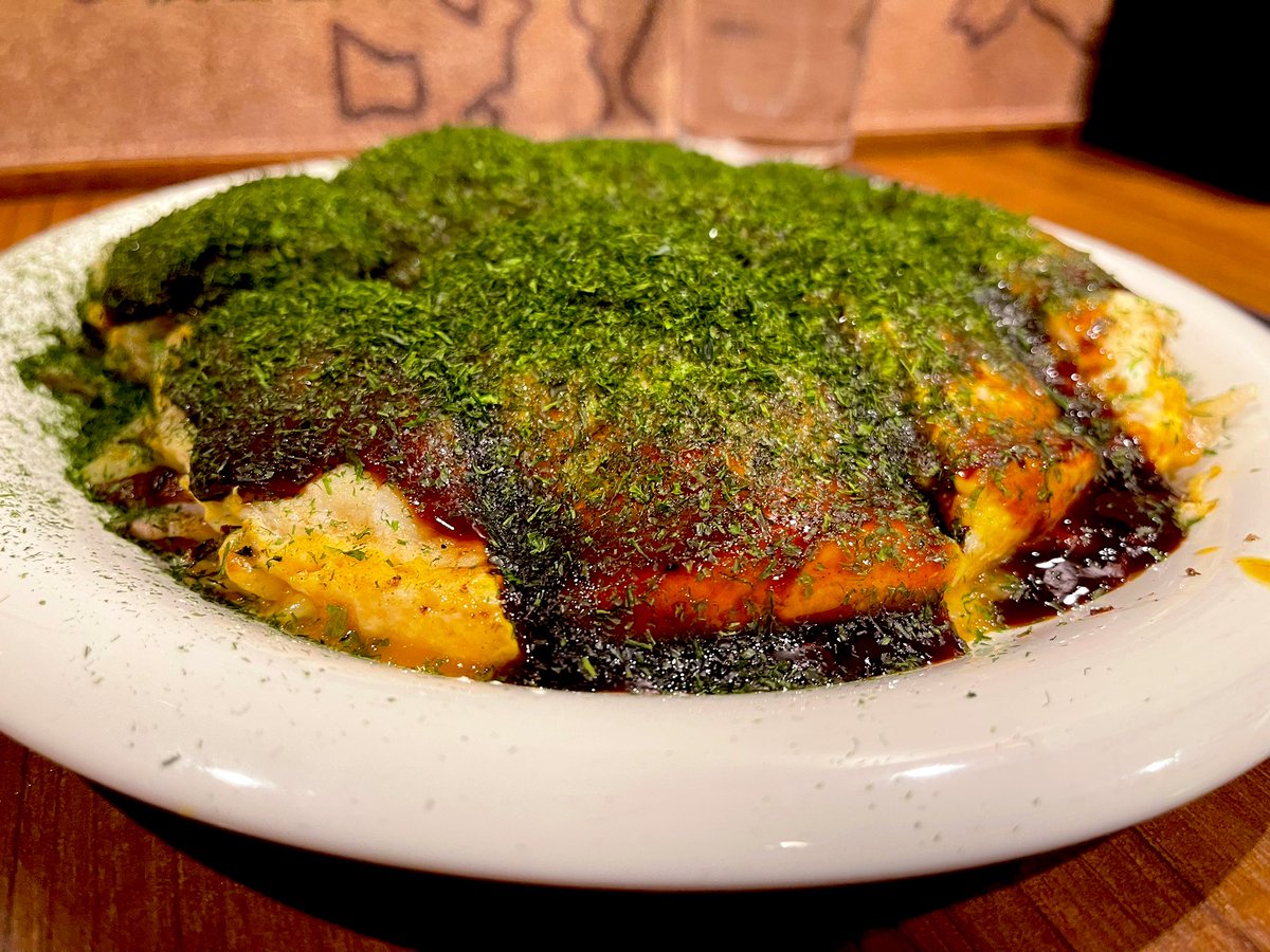 芸能界で一番お好み焼きを美味しく作れる自信ある。（広島風に限る）
お好み焼き焼く役ください。
