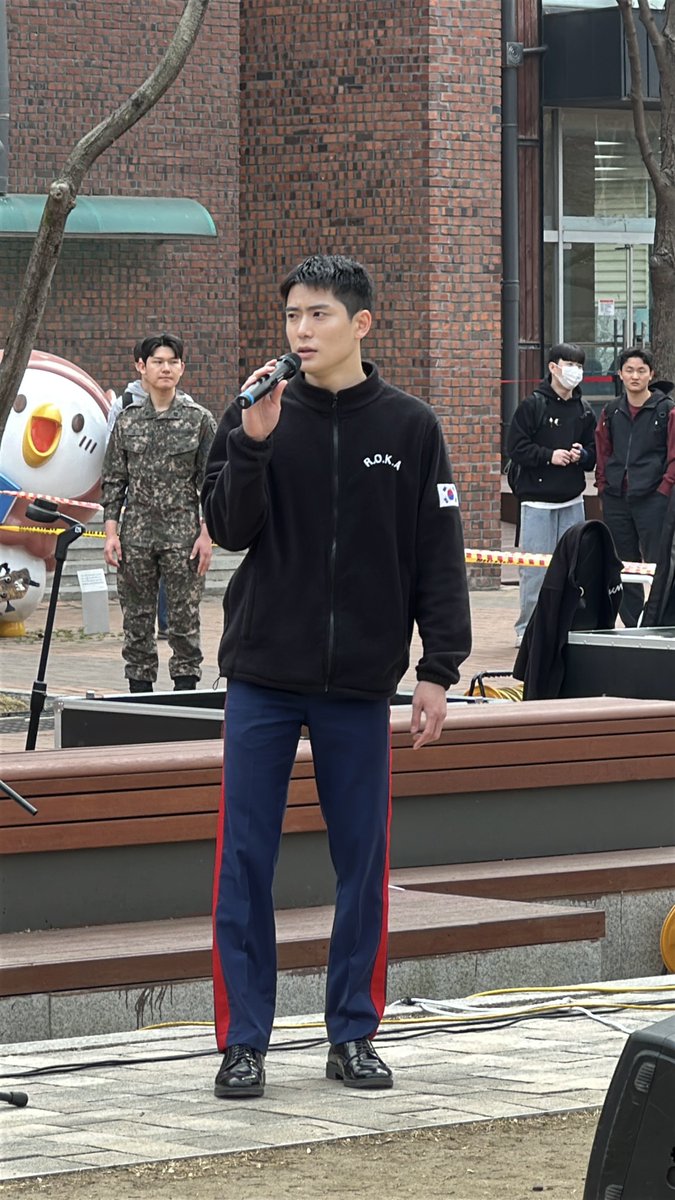 250325 시립대 #재현

얼마만이야아ㅏㅏㅠㅠㅠㅠㅠㅠㅠㅠㅠㅠ