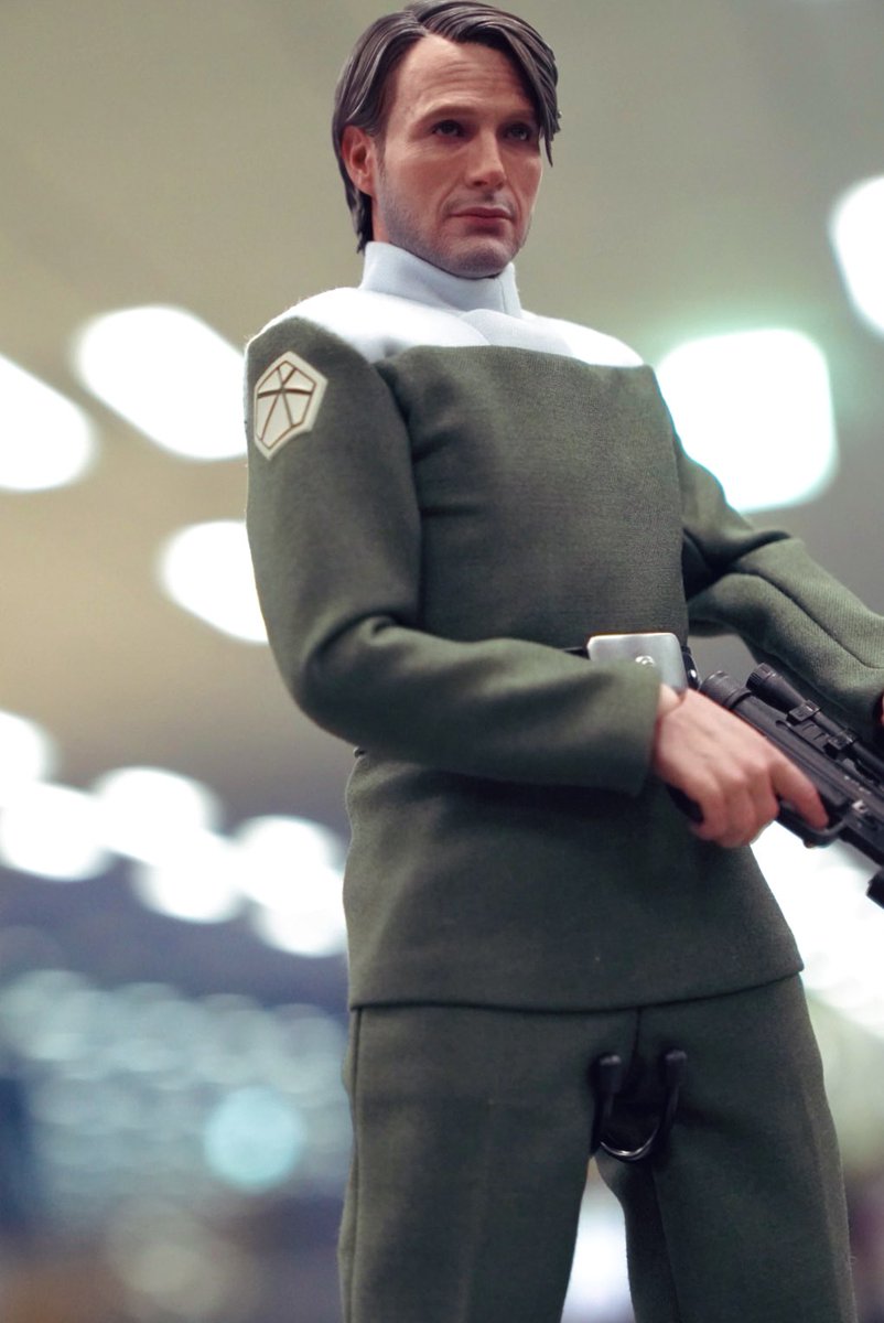 ホットトイズさんから、マッツさん演じるゲイレン・アーソ(ローグ