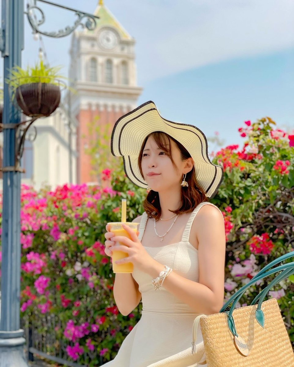 🏝️💐

 instagram.com/p/DHmpxlQzZZA/…