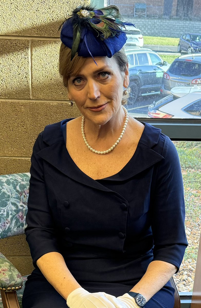 Underground Spirit Week Day 1 was a success ! Students caught on quickly, but the crowns probably helped. 👑 #royalty
<a href="/PhelpsCenter/">Phelps Center</a>