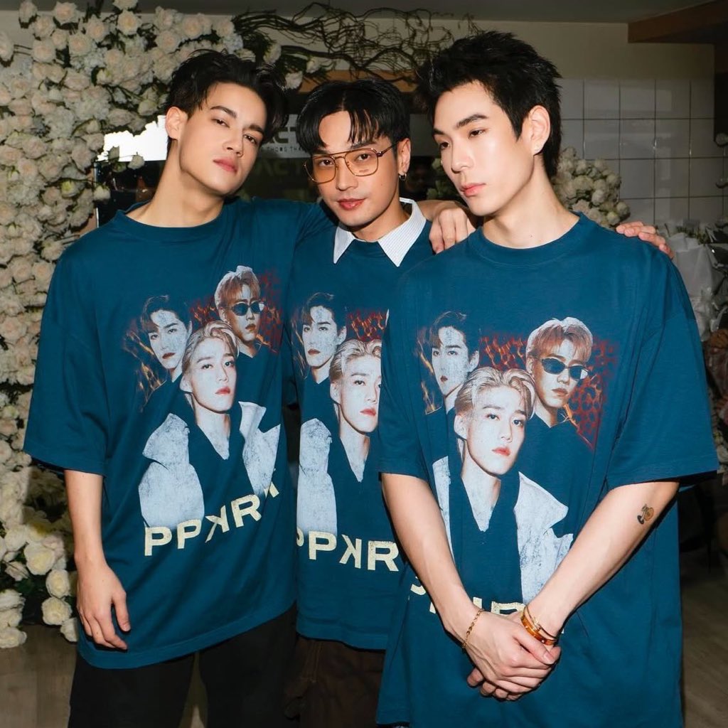 madaamkate's tweet photo. พุชายค่ายนี้รักน้องพีพีมาก เหมือนพร้อมอุ้มอวดคนทั้งโลกอะ55555555555555555555555555555445555555555555 https://t.co/JaOdP3ZCIn