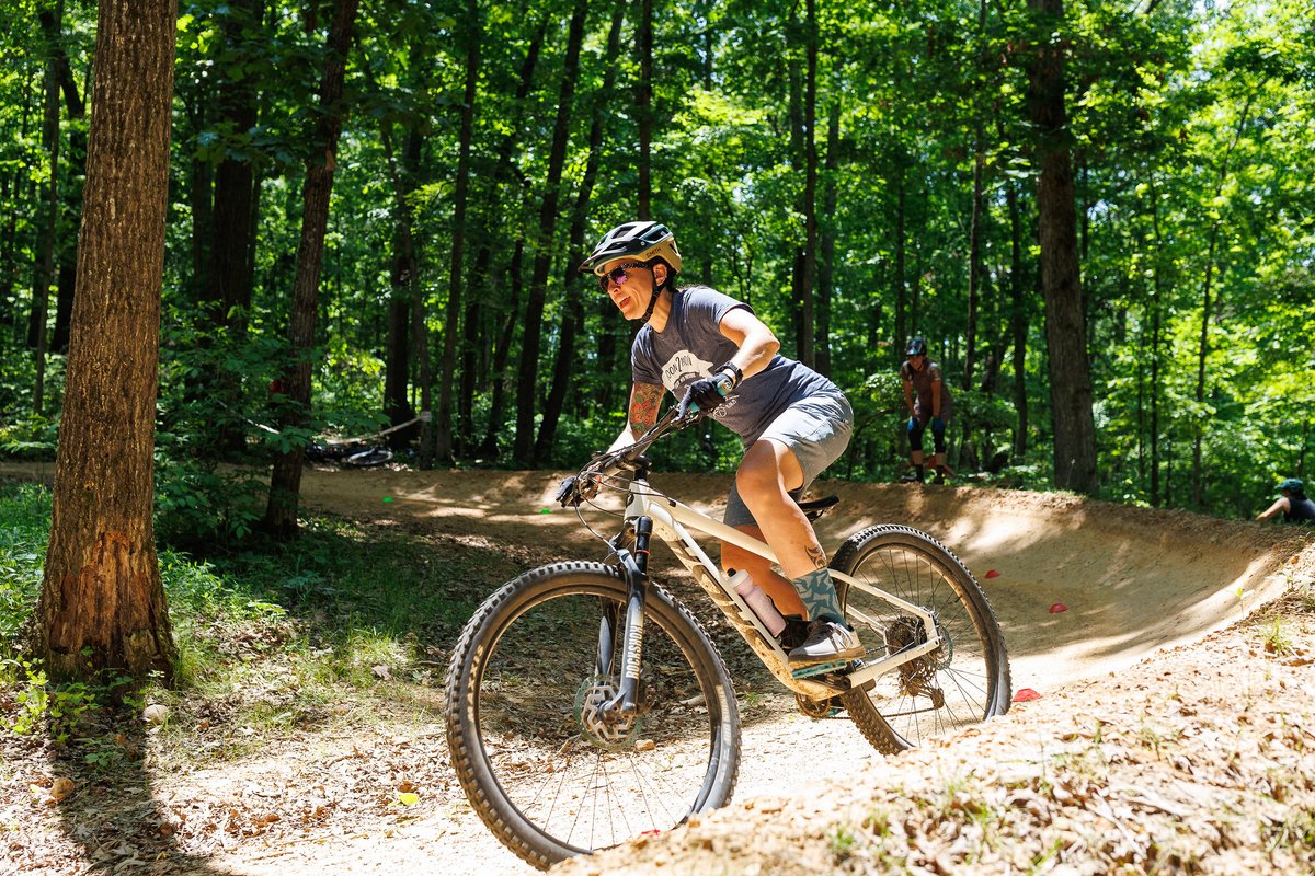 Riding in Bentonville is like hitting play on a highlight reel—flowy singletrack, perfectly built berms, and miles of forested trail that just keep delivering! We're heading there on May 18th— come ride with us and see why it keeps earning its spot on every rider’s radar! 🚵‍♀️🌲