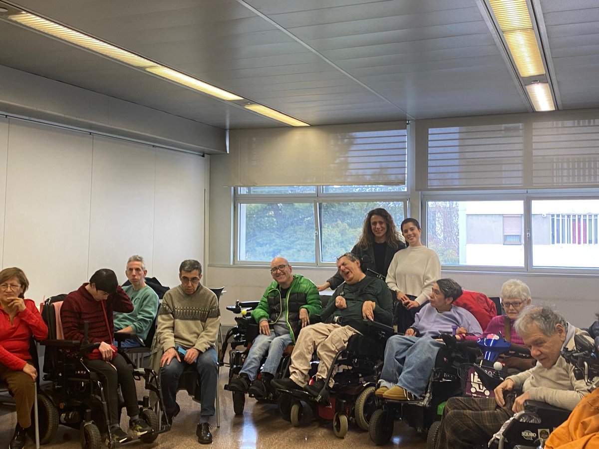 Nos visita <a href="/natalia/">natalia</a>.nutrition (Natalia Padilla), nutricionista especializada en salud, en representación de la <a href="/FundCarmeChacon/">Fundación Carme Chacón</a>  para hablarnos de la  menopausia y la andropausia: una etapa de cambios en nuestra vida.

nosomosinvisibles.org/la-menopausia-…