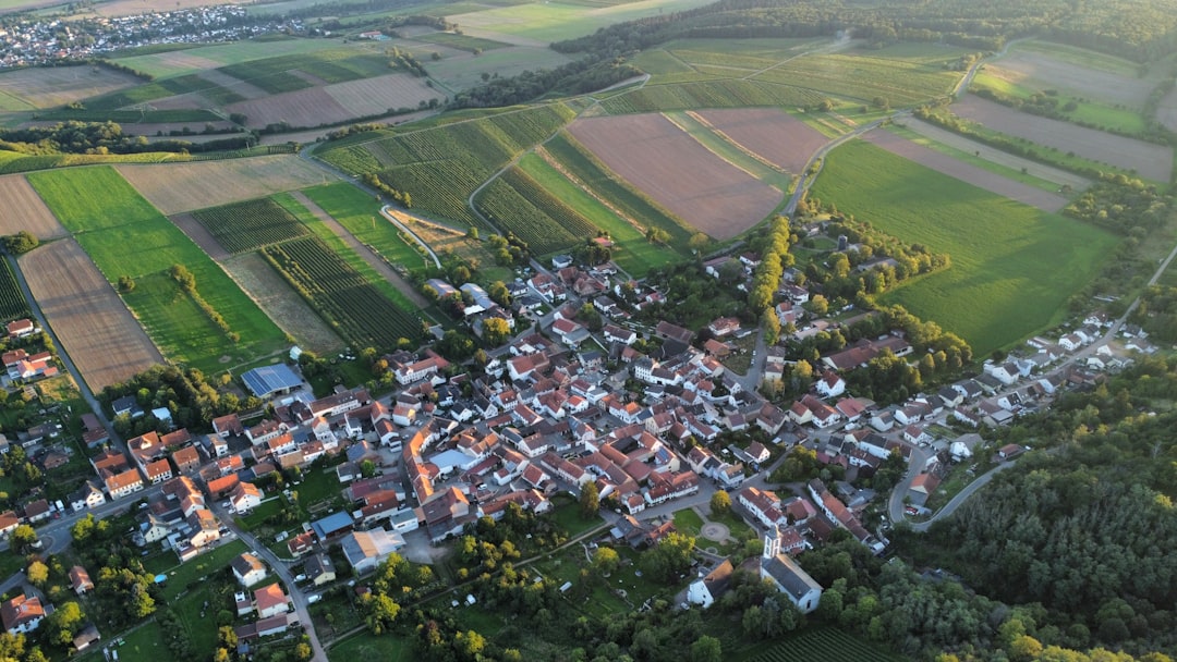 AngelJohns28252's tweet image. véritable escapade hors du temps! #Perouges #VillageMédieval #Escapade #France