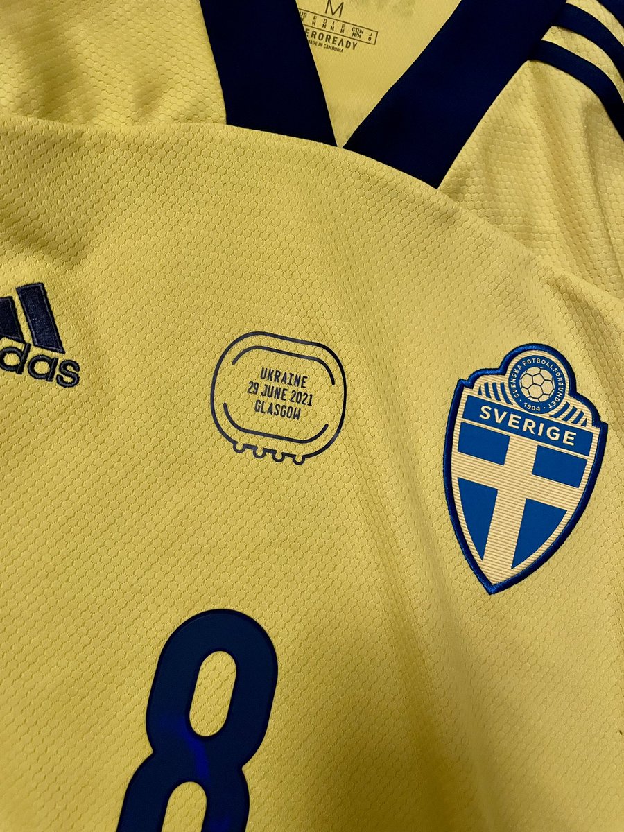 DIFpodden (@difpodden) on Twitter photo Vi vet att <a href="/Sofialaktaren1/">Sofialäktaren</a> gnuggar på ordentligt inför starten av Allsvenskan. Schemat är intensivt och inledningen av säsongen kräver väldigt mycket pengar.
Swisha minst 50kr och var med om utlottningen av Albin Ekdals matchanvända landslagströja.
Swish: 123 176 9546 Vi vet att <a href="/Sofialaktaren1/">Sofialäktaren</a> gnuggar på ordentligt inför starten av Allsvenskan. Schemat är intensivt och inledningen av säsongen kräver väldigt mycket pengar.
Swisha minst 50kr och var med om utlottningen av Albin Ekdals matchanvända landslagströja.
Swish: 123 176 9546