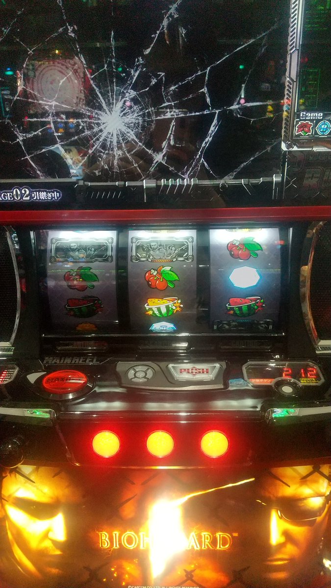 くろろ tweet media