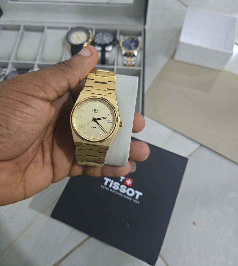 Added this Tissot to my collection, all thanks to <a href="/dbaytijdmeters/">D’BAY TIJDMETERS</a> for always coming through for me every time. And thanks for the watch box(gift).