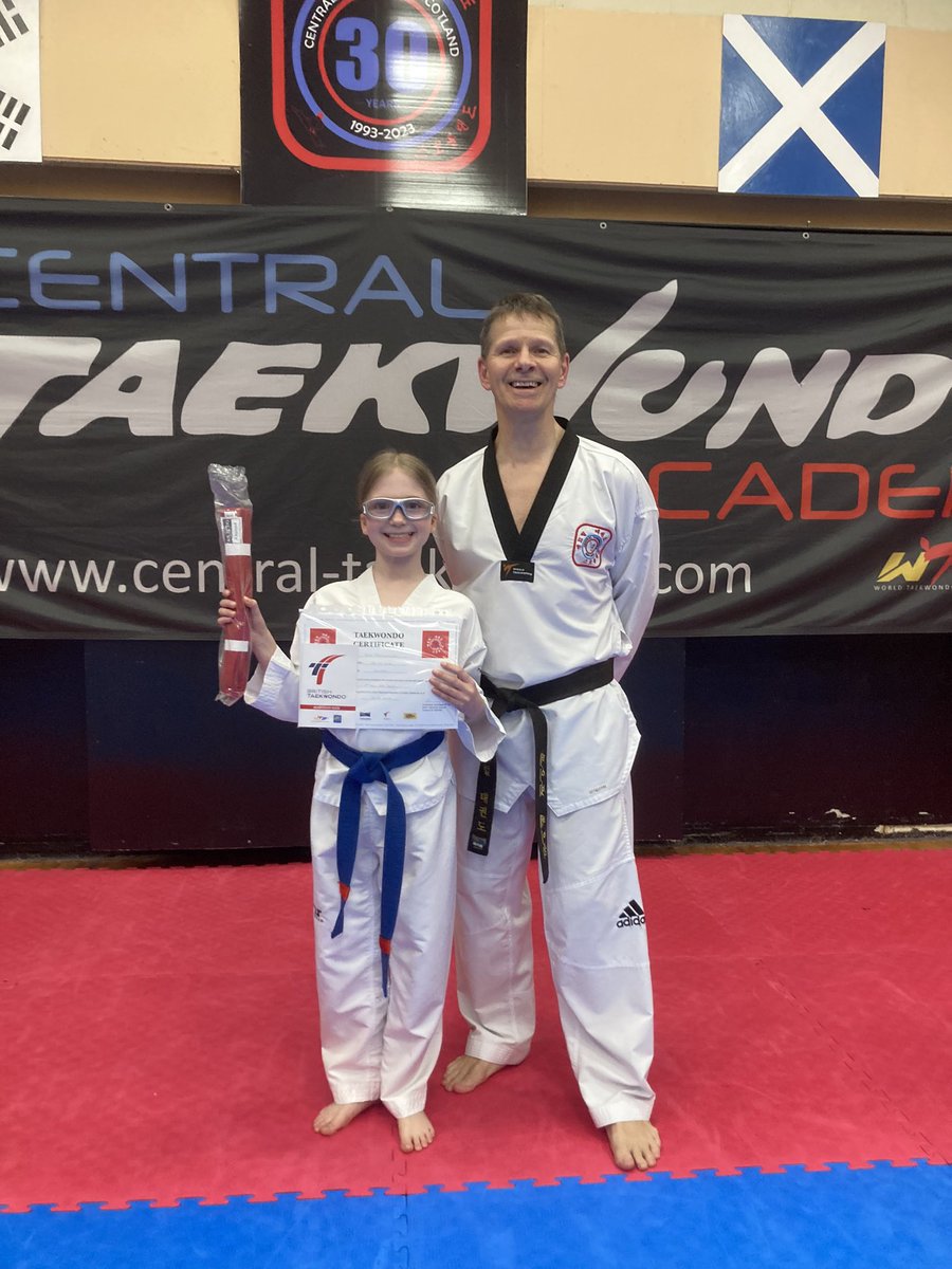 Lyndsey cartwright tweet media