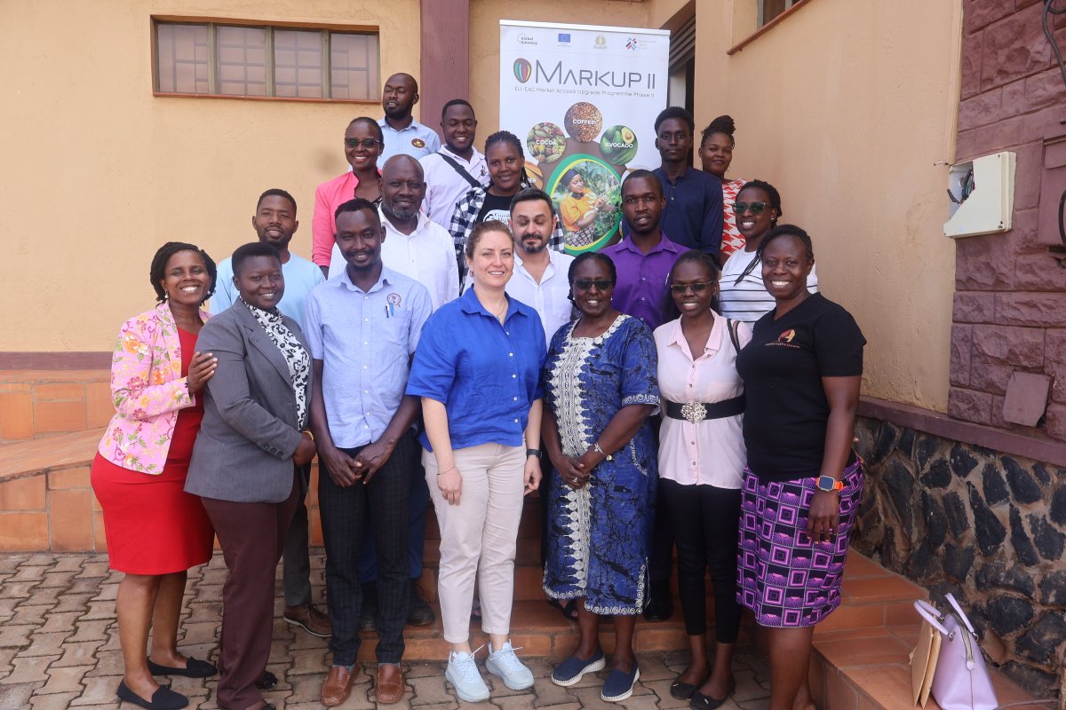 eacmarkup's tweet photo. MARKUP II delivers!  

Innocent, Founder/Team lead of Nostalgic Coffee thanks the EU Funded @eacmarkup II for organizing the SCA Roasting Training held on 17 – 22 March 2025 in Uganda.

MARKUP II empowers business to achieve better returns!

@EUinUG, @EABC, @jumuiya , @ITCnews https://t.co/e93dUh5R6v