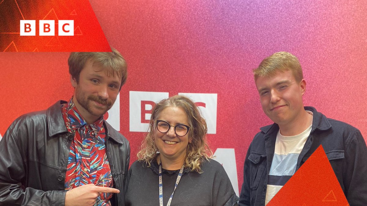 Worcestershire Film Office (@worcsfilmoffice) on Twitter photo Last week, <a href="/worcester_uni/">University of Worcester</a> students Ben and Richard were interviewed by <a href="/ninadg/">Nina Das Gupta</a> on <a href="/bbchw/">BBC Hereford & Worcester</a> promoting their Mockumentary series! 🙌 🎥
This is a brilliant opportunity to give to young #filmmakers, check out their interview via the link below! 🎬
loom.ly/Bpk8M5w Last week, <a href="/worcester_uni/">University of Worcester</a> students Ben and Richard were interviewed by <a href="/ninadg/">Nina Das Gupta</a> on <a href="/bbchw/">BBC Hereford & Worcester</a> promoting their Mockumentary series! 🙌 🎥
This is a brilliant opportunity to give to young #filmmakers, check out their interview via the link below! 🎬
loom.ly/Bpk8M5w