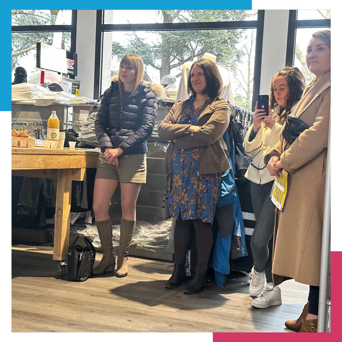 mc2i_solutions's tweet image. [Matinale de l&apos;@esveauche_off] 🌟⚽

Ce matin, nous avons eu le plaisir de participer à la matinale de l’ESV chez Vet Assur.

Un grand merci aux deux dirigeants, Julian et James, pour leur accueil chaleureux. 

#MC2ISolutions #ESV #VetAssur #AndrézieuxBouthéon