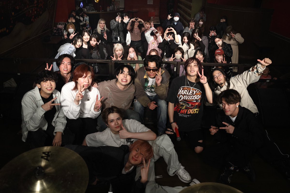 M_AMBITIONS's tweet photo. 2025.3.24 紫微星
MOA×BlooMoon

皆様のお陰で無事にこの日を迎えることが出来ました！
今後とも両バンドを末長くよろしくお願い致します☺️

Photo by @famnos https://t.co/BQruDMiV9j