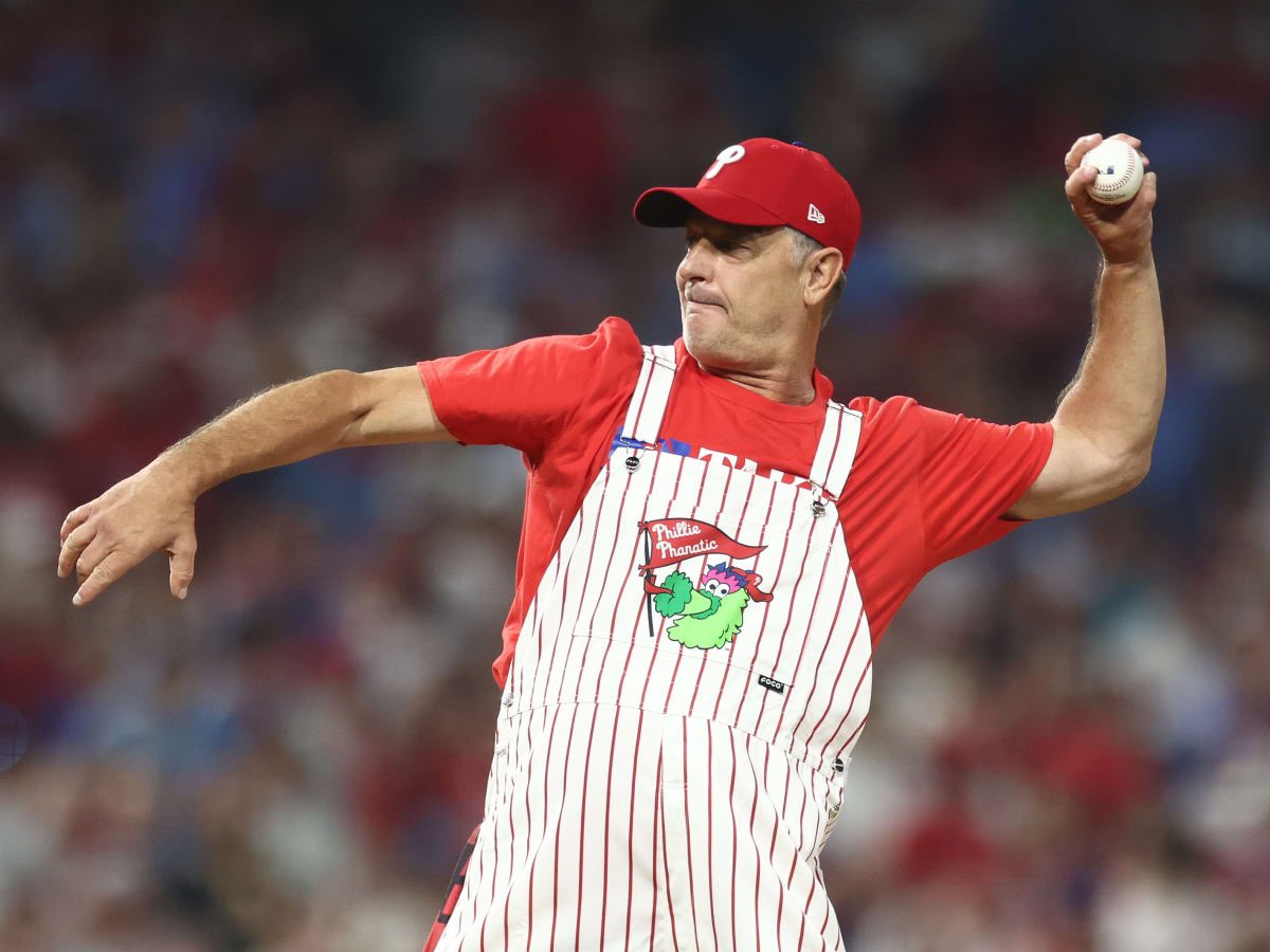 ZacFlecksteiner's tweet photo. @PhillyLoaded24 62-year old Jamie Moyer https://t.co/E0SGjw38Lt