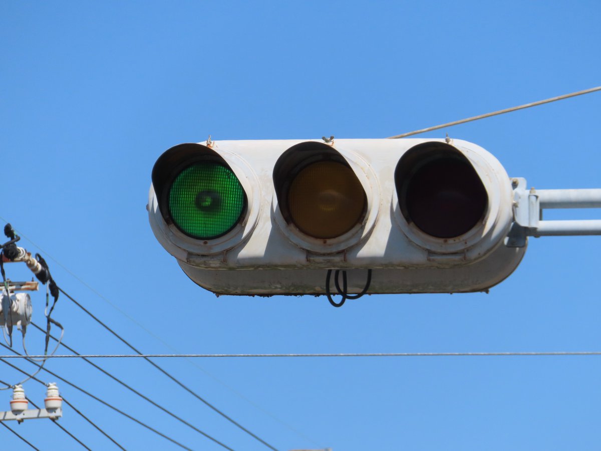 神田町の信号機紹介 #信号機 静岡市用宗 宇宙人250mmがあります 静岡県