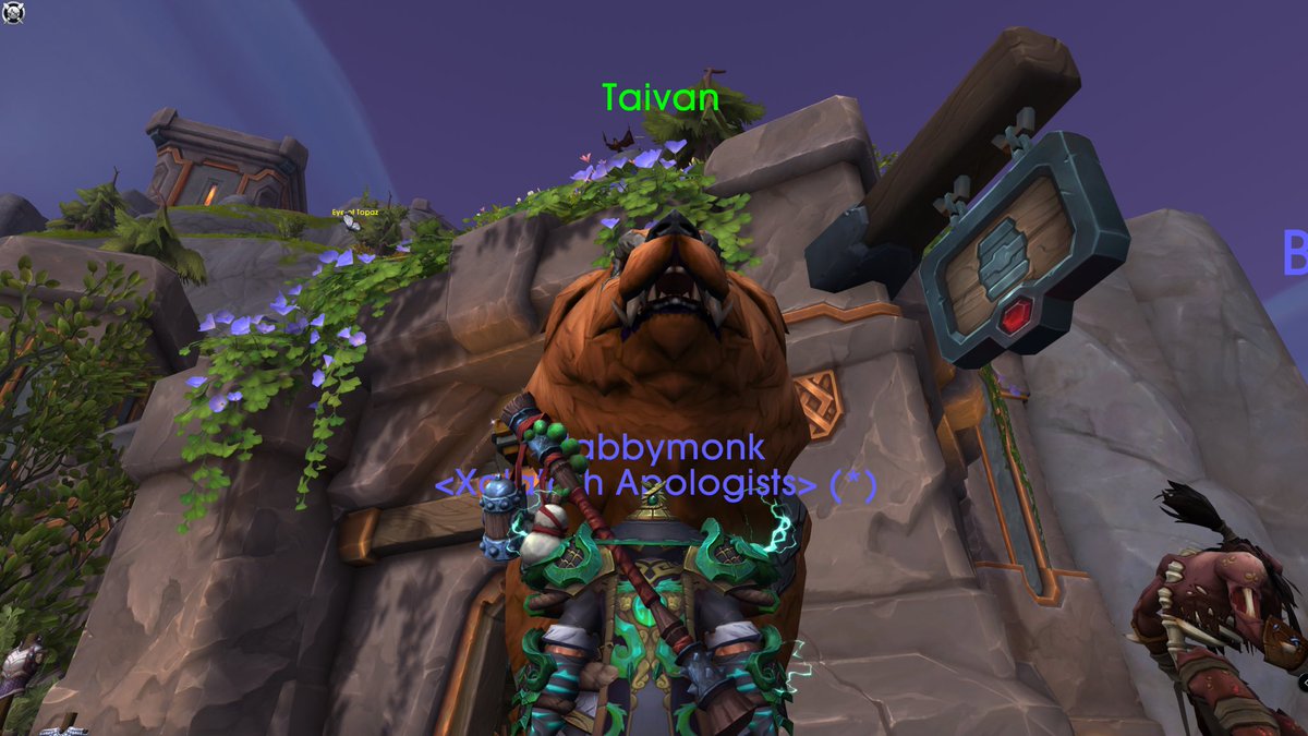 MrButtersLive's tweet photo. POV: Me waking up to my Mastiff waiting for breakfast https://t.co/GgyFsVr8ud
