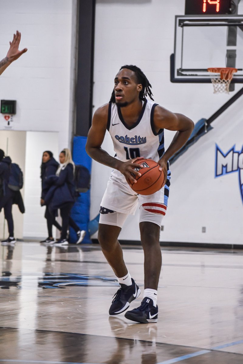 IamRahmad1's tweet photo. Transfer Portal ‼️
Two years of eligibility 
DM’s are open

6’3/190
Guard/Wing

Contact: 201-753-6622
Rahmadali2442@gmail.com https://t.co/xfNxCQO3no