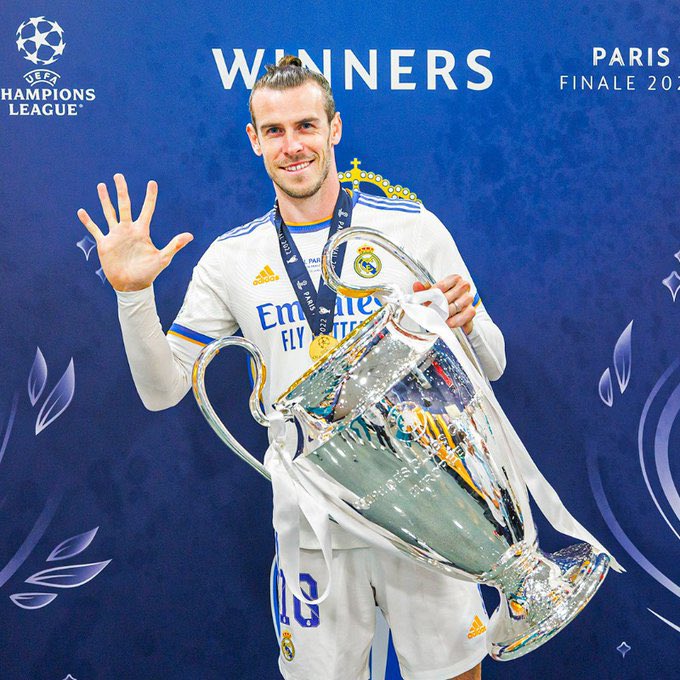 Footballtweet's tweet photo. Gareth Bale has had a better career than Neymar and it shouldn't even be a debate. 🤝 https://t.co/1QQ6TXNGw0