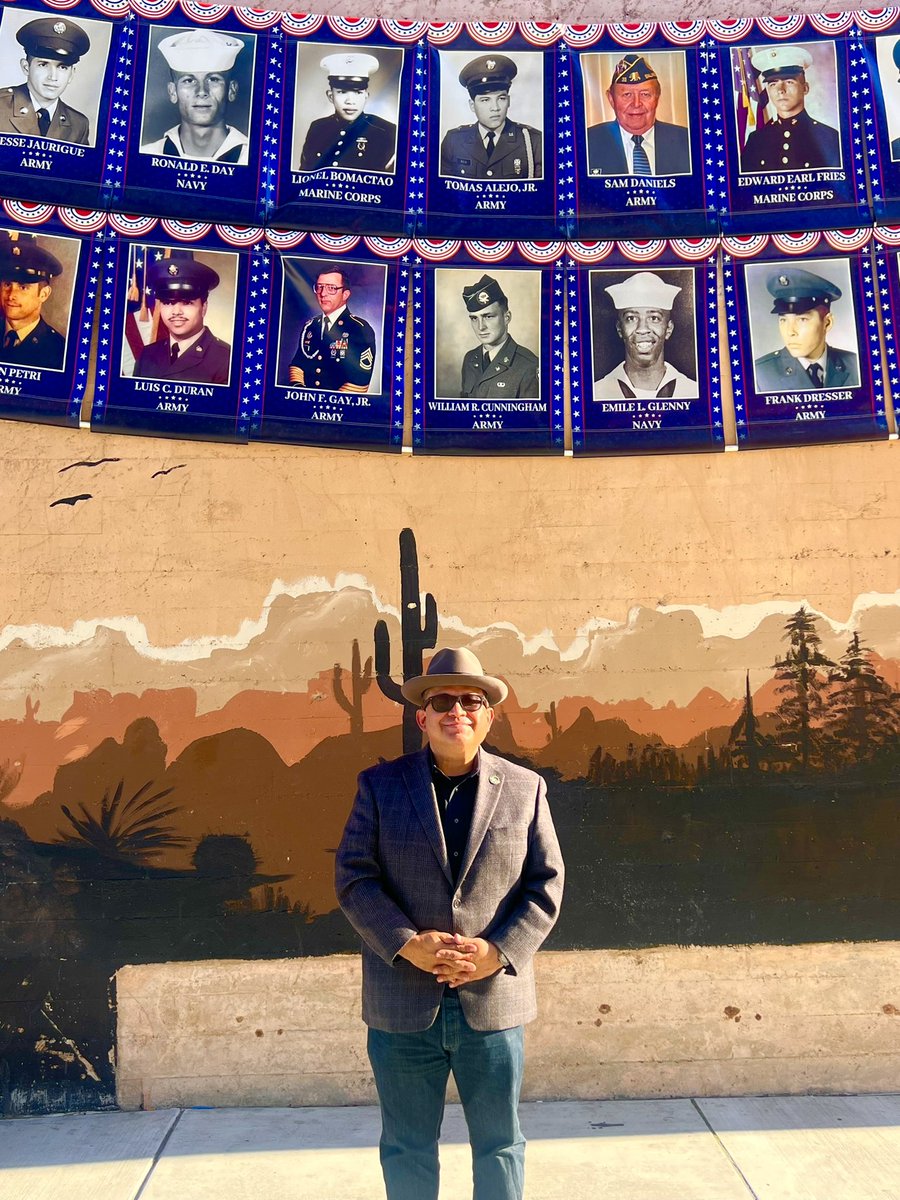 SupervisorAlejo's tweet photo. My Pops #TomAlejo is up in the wall again in Oldtown Salinas! Come see him next to Patria Restaurant. All Vietnam Era Vets, including war hero & POW #EverettAlvarez✊🏽🎖️ 

THANK YOU, Salinas Hometown Heroes Banners! Appreciate all you do to honor our veterans and active military! Much respect! These beautiful banners will be on display until Memorial Day!🙏🏽🇺🇸🇺🇸🇺🇸