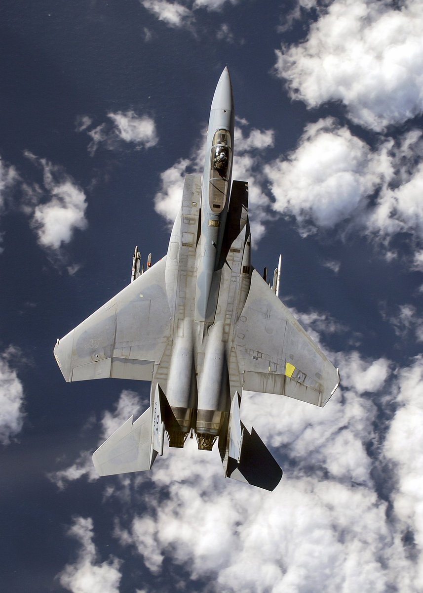 Looking down at an F-15C Eagle (michael ammons)