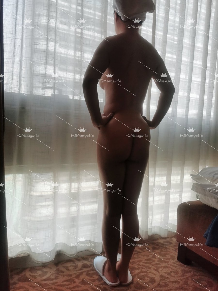 老婆洗完澡站在窗前，还要把窗帘拉开，说这样身子干得快。这是什么原理🤭 https://t.co/pVM5hN5tDD