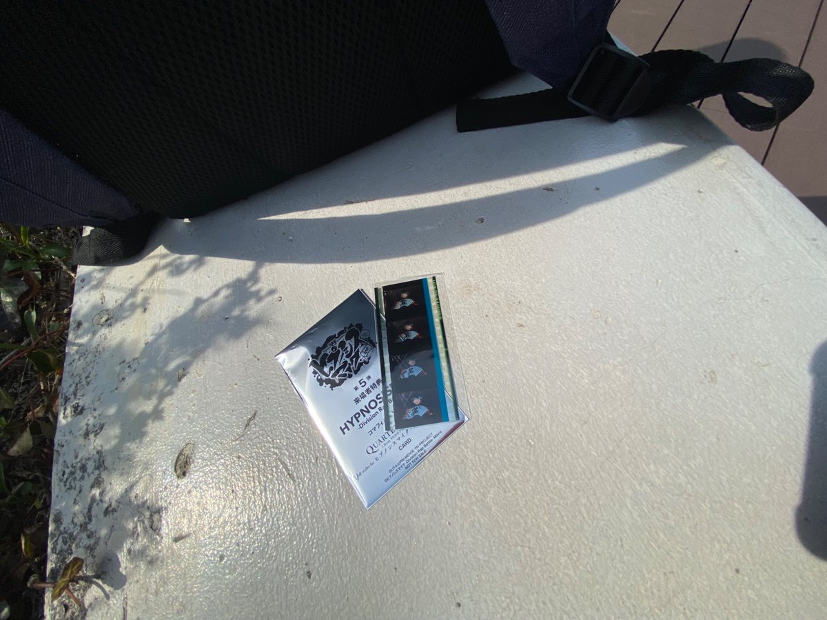 sasakyama's tweet photo. 絵描いてて気付いたら朝チュン→今から寝るのもなー、と思い立って映画観に行ったらまさかの簓さん引き当てた・・・開けた瞬間声出た😭しかもどつ本勝利！まさか自分が同じ映画を3回観るとはね。。まだ観るけど！ https://t.co/Yz8qKctxFm