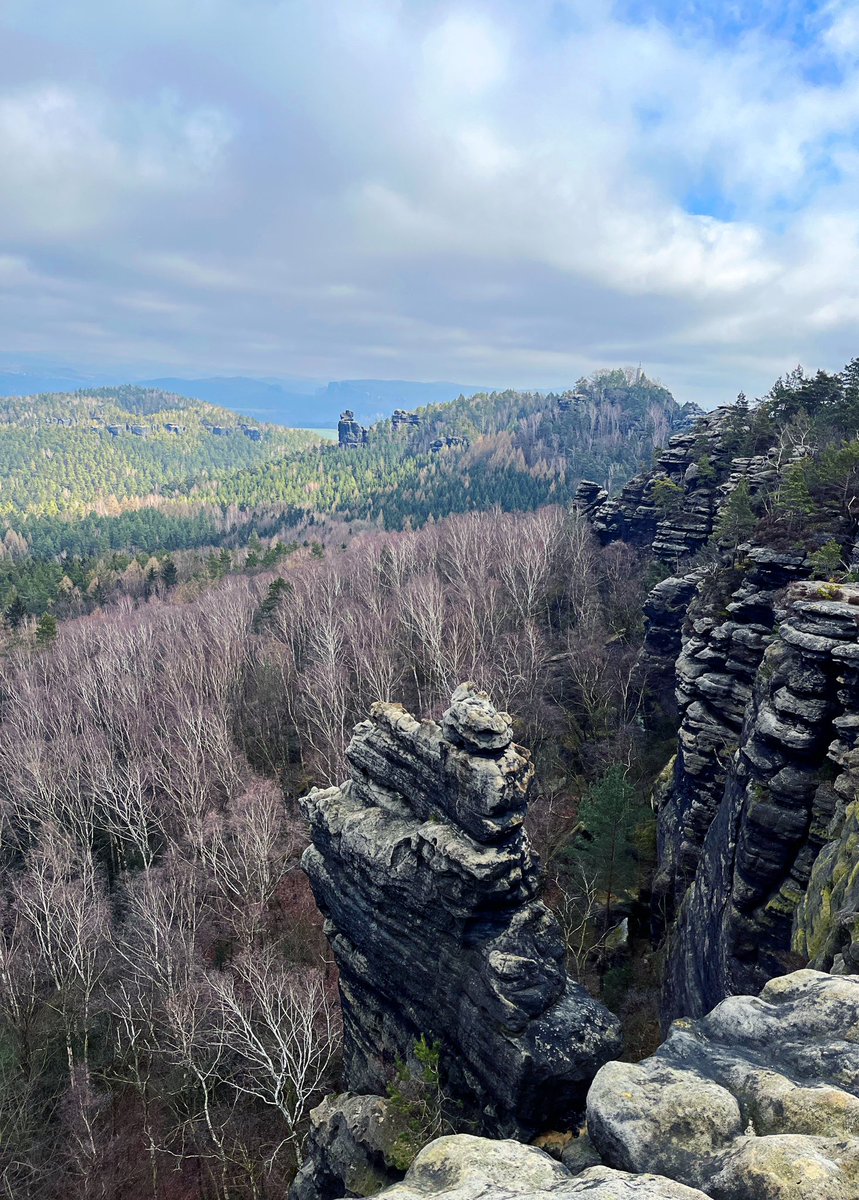 mephisto2102101's tweet image. Never fear the abyss.

🤍
.
.
.