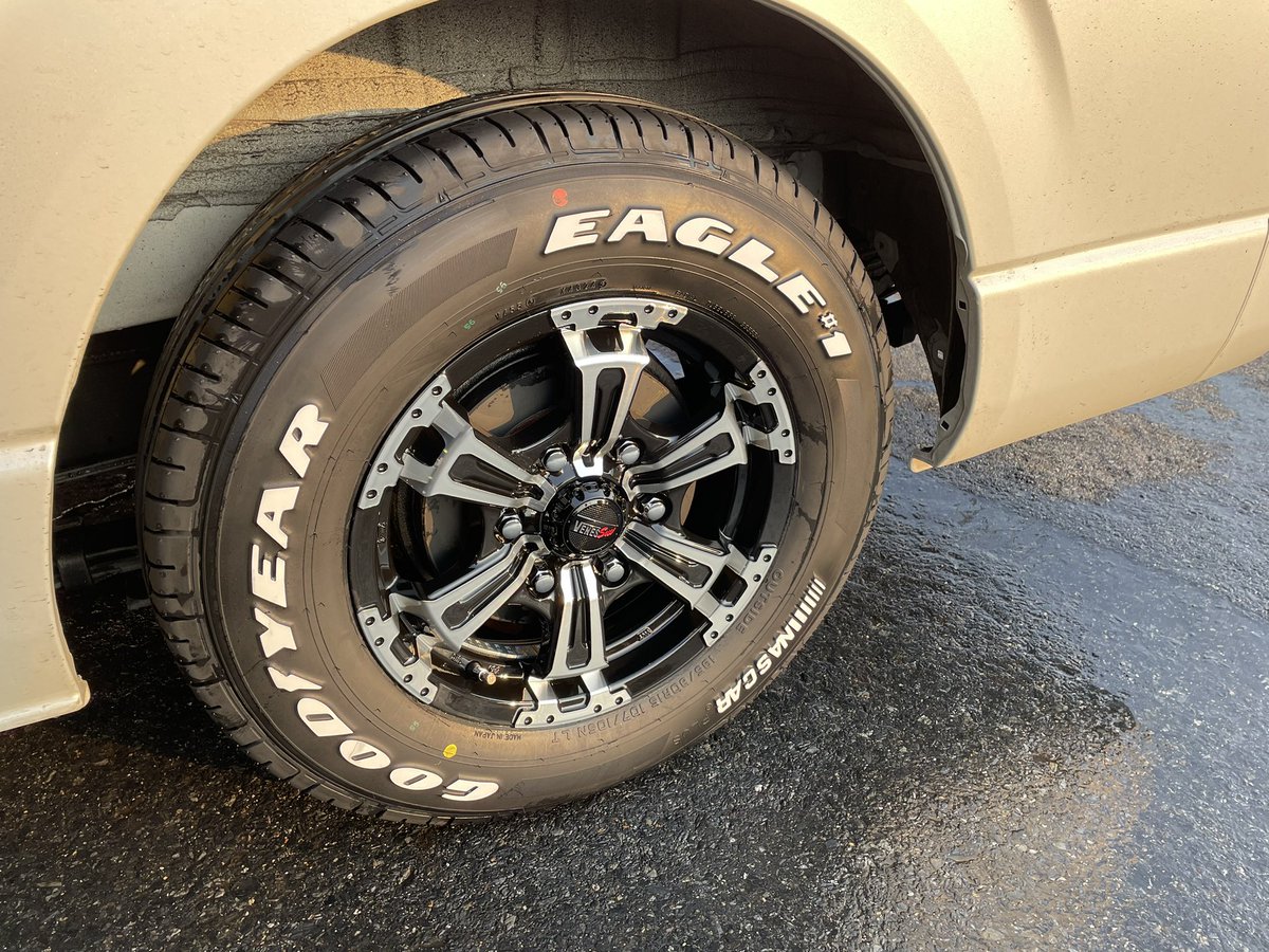 EagleShop_Shiga's tweet photo. ようやくお披露目の日がやってきました！
お待ちかねのホワイトレター
ナスカープラス #1 NASCAR PLUS
　
マスク(テープ)を取って
保護薬を洗浄すれば
憧れのホワイトレター♪
小学生の息子さんが嬉しそうでした😊✨

車体全体の写真を撮らせてもらったらよかったな。。。☺️ https://t.co/PT5wPvD3aX