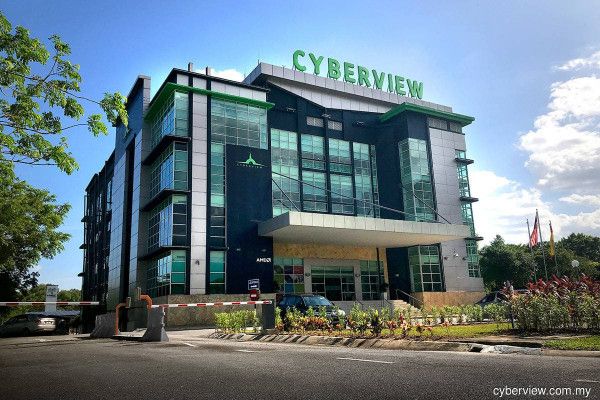 myedgeprop's tweet photo. #Cyberview strengthens position, now fully controls largest landbank within Cyberjaya City Centre #CyberjayaCityCentre #myedgeprop https://t.co/RUaqeGnTqY https://t.co/MiIxedWneZ
