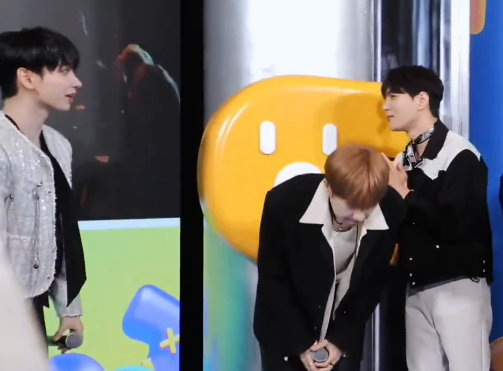 pannchoa's tweet photo. INFINITE's Sunggyu receives praise for bowing 90 degrees to BOYNEXTDOOR's member despite huge seniority
https://t.co/lqOnxcCk5u https://t.co/T4dZQeHFAe