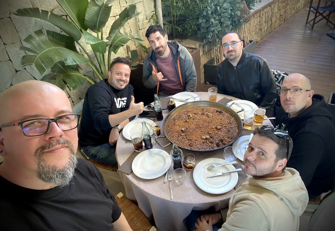 Clave al Éxito Podcast (@clavealexito_x) on Twitter photo El arroz con Bers (<a href="/BersGamer/">BersGamer💎🩸🗡</a>) antes de la grabación del programa fue brutal, y tuvimos la suerte de tener también la compañía de Metricar (<a href="/metricar_twitch/">Metricar 💎</a>). Muchas gracias a los dos!!! El arroz con Bers (<a href="/BersGamer/">BersGamer💎🩸🗡</a>) antes de la grabación del programa fue brutal, y tuvimos la suerte de tener también la compañía de Metricar (<a href="/metricar_twitch/">Metricar 💎</a>). Muchas gracias a los dos!!!