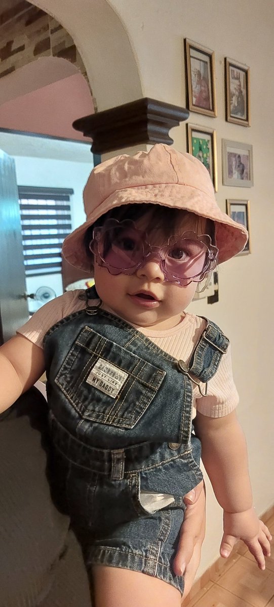 adrzo's tweet photo. Alissa creció muy rápido, ya va a cumplir 1 año, es maravillosa 🤍 https://t.co/JXZCOK9DXx