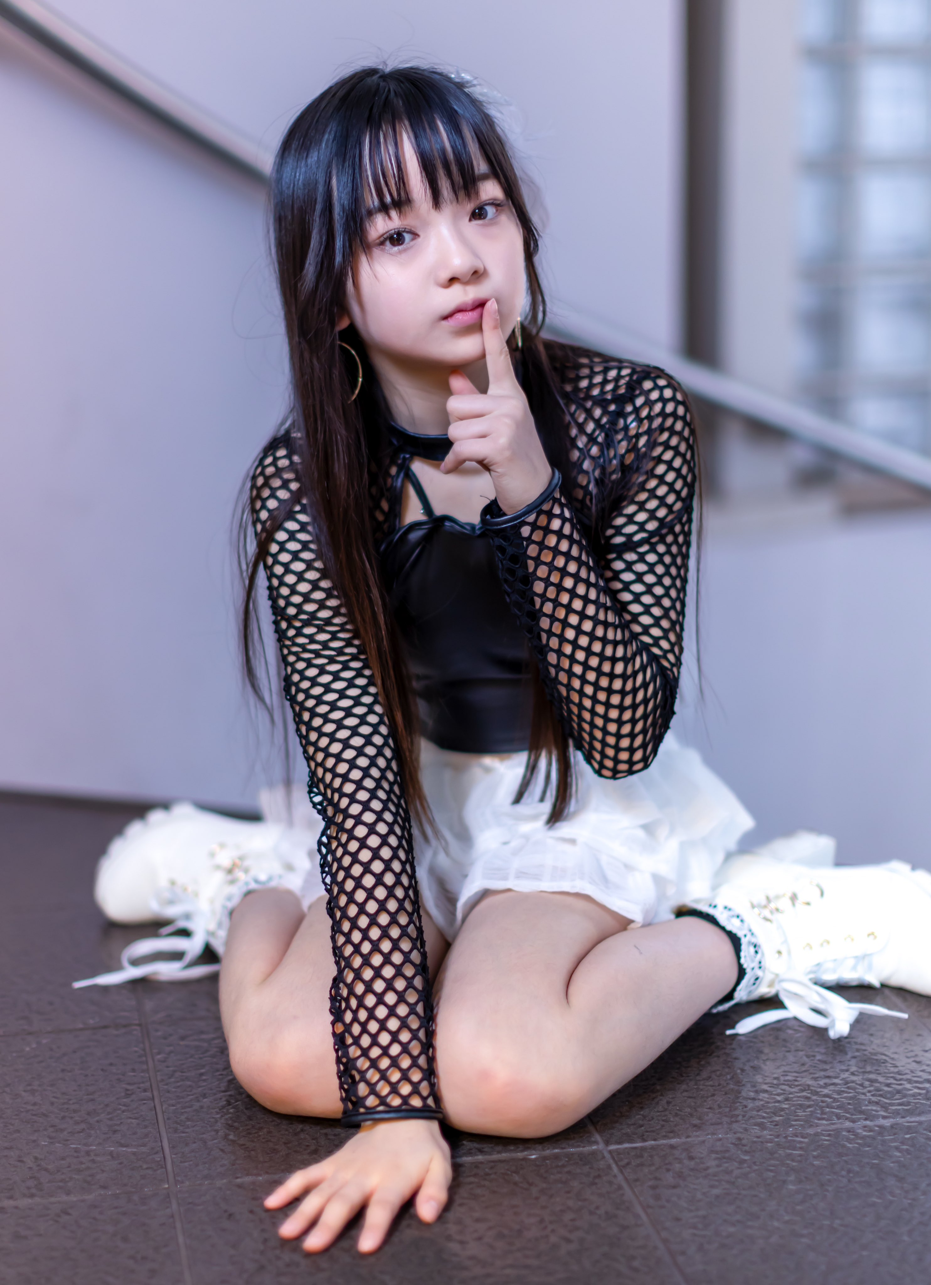 GmNzN96bcAAwcMe.jpg:large
