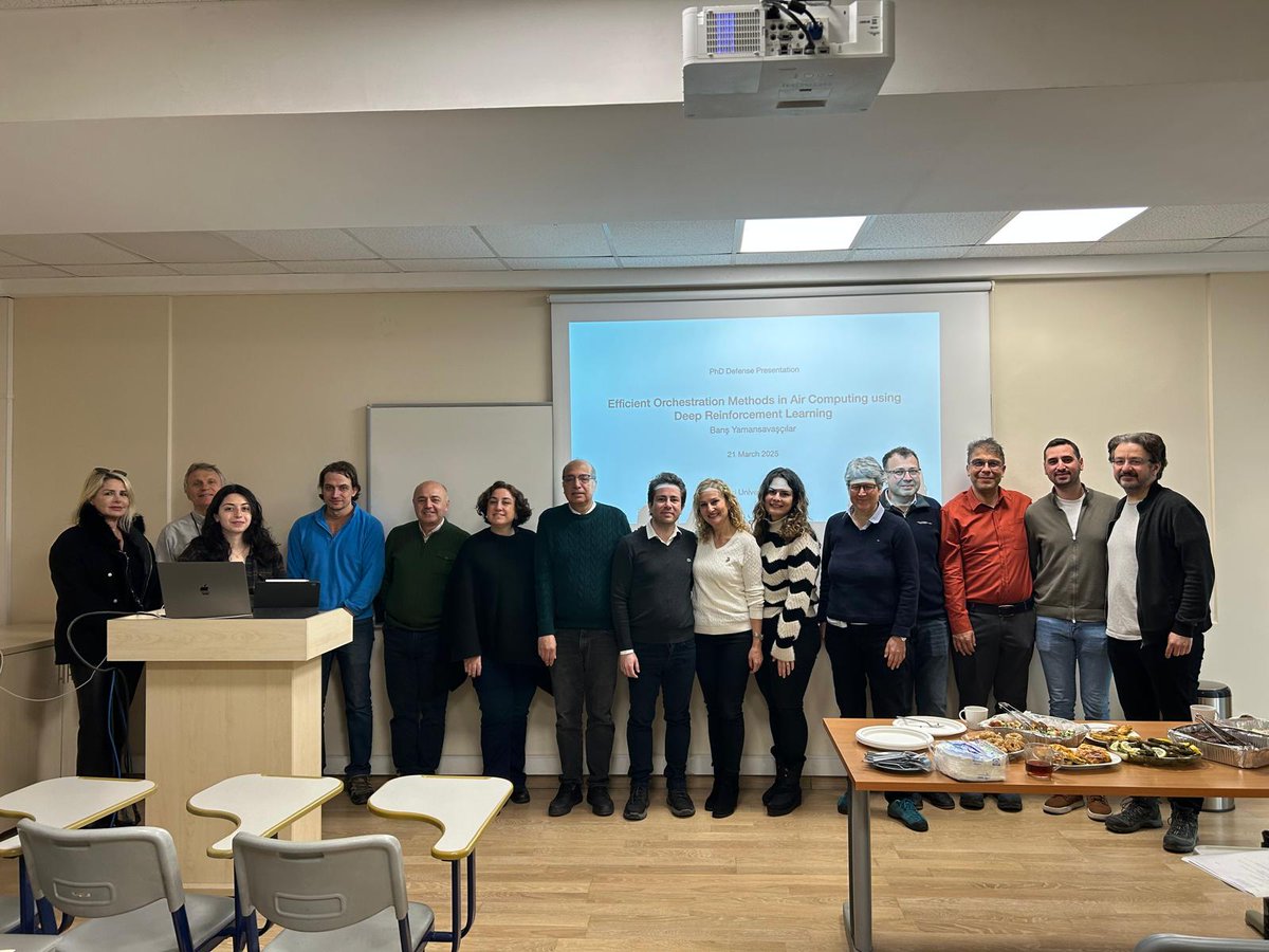 Doktora öğrencimiz Barış Yamansavaşçılar, Cem Ersoy ve Atay Özgövde danışmanlıklarında tamamladığı "Efficient Orchestration Methods in Air Computing Using Deep Reinforcement Learning" başlıklı tezini başarıyla savundu. Dr. Yamansavaşçılar'ı ve danışmanlarını çok tebrik ederiz 🎉