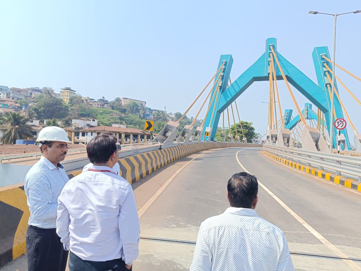 SDCL_India's tweet image. &quot;MD, SDCL, inspected Sagarmala-funded projects at Mormugao Port, Goa, to review progress, address challenges, and ensure timely execution.&quot;
#Sagarmala #MaritimeDevelopment #Infrastructure #SDCL @shipmin_india @chairmanmgpt