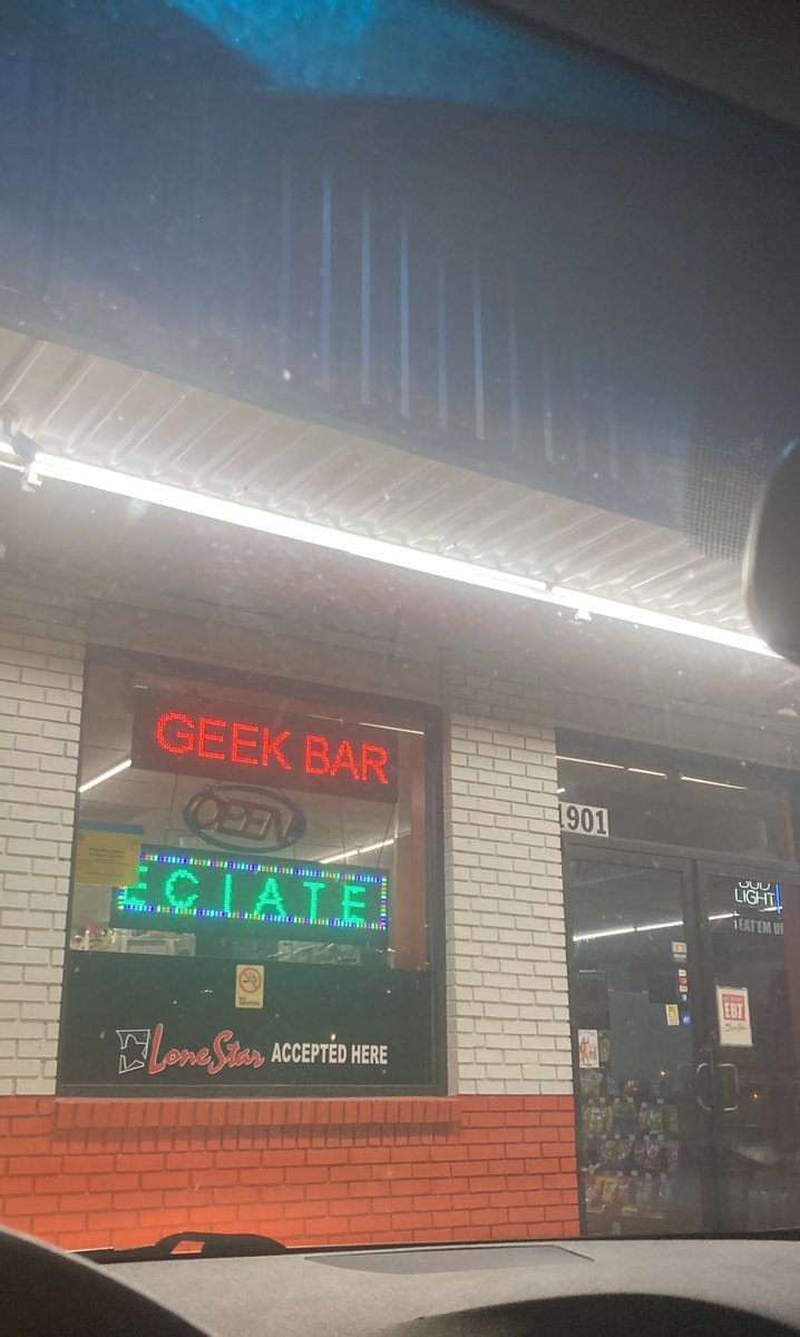 htx_bxn's tweet photo. For God so loved his Kats, he gifted them a lovely Indian cornerstore with $22 Geek Bars and $3.22 tallboys. 

Nacogdoches, ya got one of these bad boys? #EstillHall #TwoThings https://t.co/yNSEtLN8NT