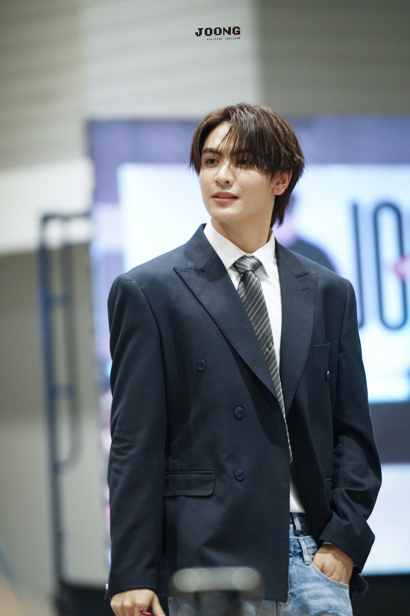 ✦ 𝑱𝑶𝑶𝑵𝑮 𝑶𝑭𝑭𝑰𝑪𝑰𝑨𝑳 𝑻𝑯𝑨𝑰𝑳𝑨𝑵𝑫 ✦ tweet media