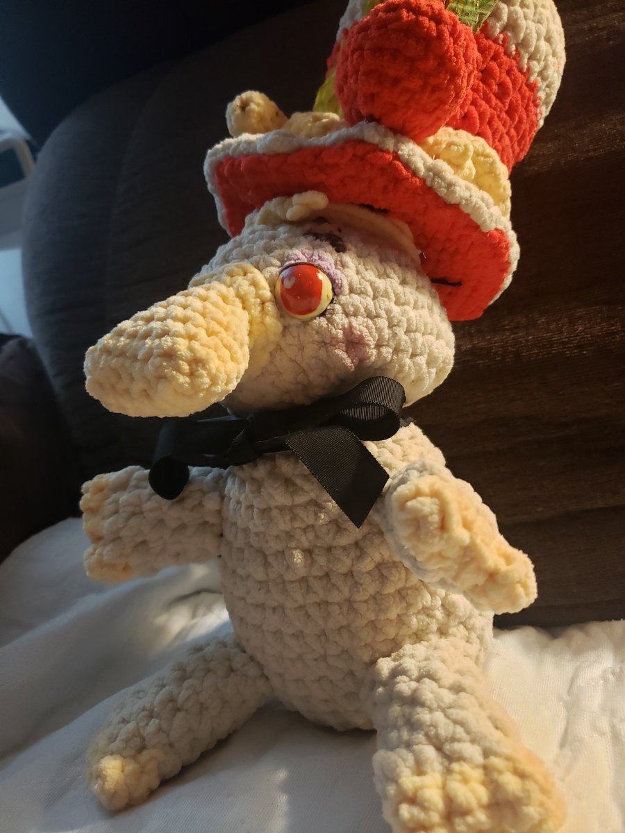 ShaesGrotto's tweet photo. @FeedMe_Katsudon So, it took a while, but I may have.. *made a thing* based off your design 😳😖
 I hope it's okay! I **adore** Luci the Platypus sm 😭💗
#HazbinHotel #hazbinhotelfancraft #amigurumi #crochet #vivziepop https://t.co/BZb19EksbL