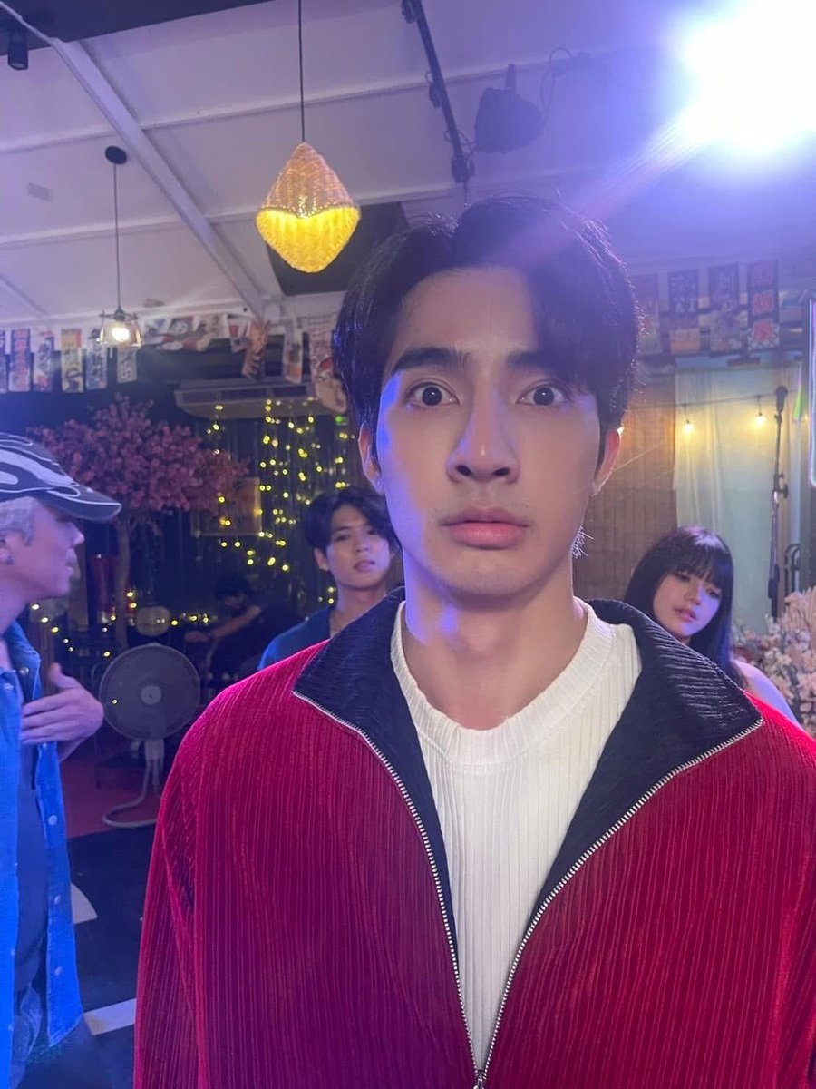 Earth_Pirapat's tweet photo. เอ้อะ อะไรนิ นะ 🫠 #OssansLoveTHFinalEP https://t.co/Lx3aweguua