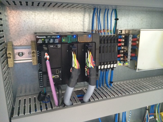 AcquireControl's tweet image. Some initial #Commissioning photos of an Ecommerce #Automation sortation system for an Online Book retailer. The @PEW_UK based solution which we designed, manufactured & installed uses Panasonic FP7 PLCs & HMIs to ensure a rock solid & incredibly reliable #ControlSystem #ukmfg