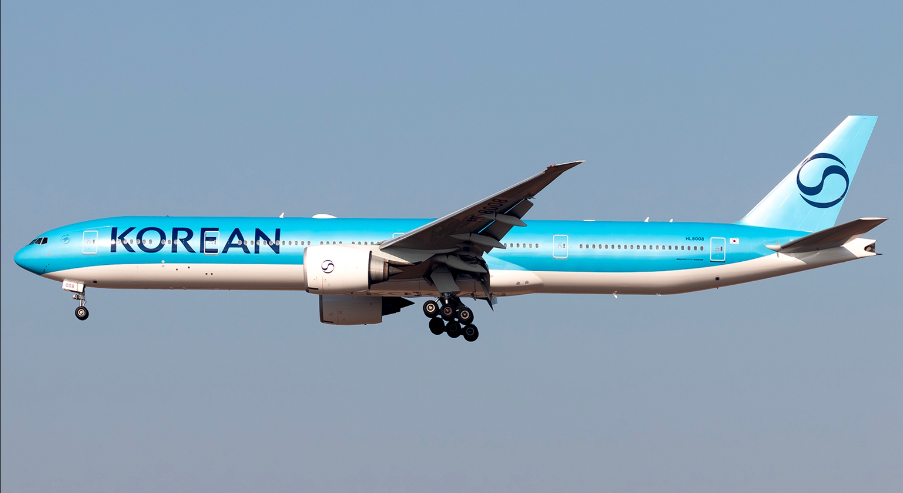 大韓航空 B777-300ER ブラックピンク 特別塗装 釜山万博 1/400 大韓航空、“BLACK PINK” 特別塗装機 登場！2030釜山万博誘致で