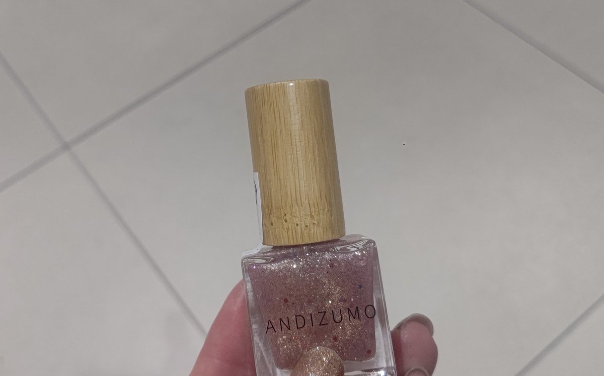 ❤️サバミ❤️ マニュキュア大好きな私ですが… 色ネームを見た瞬間買ったった～🎵 ”桜