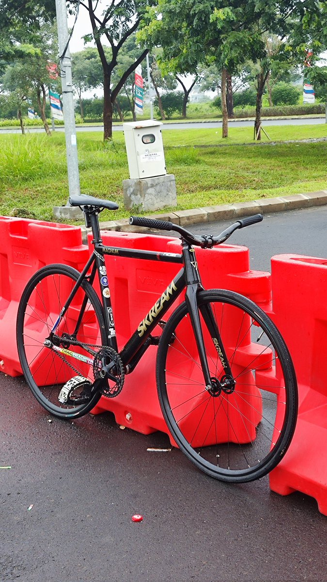 Eclair Waffle tweet media